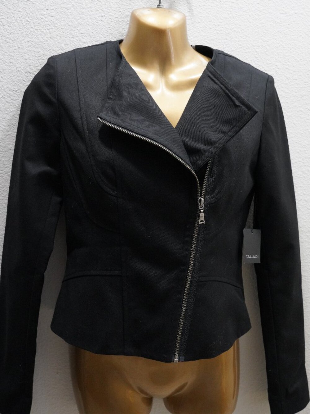 Tahari Black Zip Moto Jacket size 2  NWT